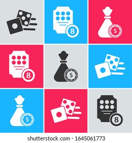 Set Game dice, Online slot machine and Money bag and casino chips icon. Vector