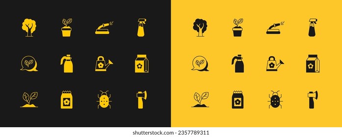 Coloca el pulverizador de jardín para agua, Envase lleno de semillas, La lata de agua, el escarabajo de Colorado, la manguera, el icono de la olla de árbol y planta. Vector