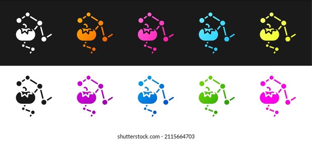 Ajuste el icono de alimentos modificados genéticamente aislado en fondo blanco y negro. Fruto de los OGM.  Vector