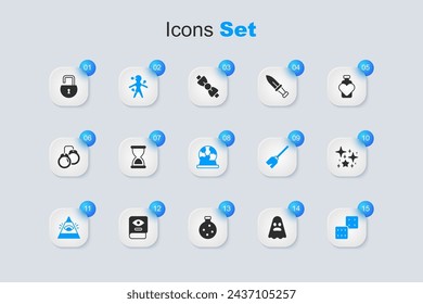 Set Fantasma, Reloj de arena viejo, Muñeca vudú, Ojo de Dios que todo lo ve, Dados de juego, Partículas mágicas de brillo, Candado abierto e icono de bola. Vector