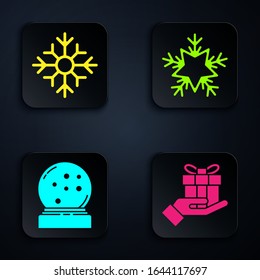 Set Geschenkbox in der Hand, Schneeflocke, Weihnachtsschneekugel mit gefallenem Schnee und Schneeflocke. Schwarze Quadrat-Taste. Vektorillustration
