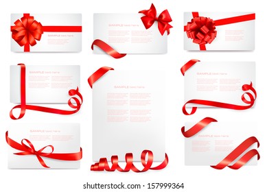 Set of gift card notes with red bows with ribbons. Vector illustration. 