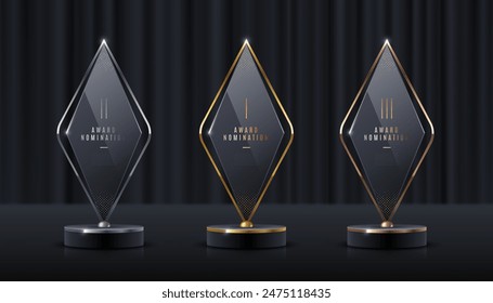 Juego de trofeos de premio de cristal. Plantilla transparente del premio. Concepto de primer lugar ganador. Ilustración vectorial.