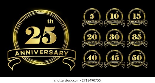 Conjunto de logotipos e emblemas de aniversário de ouro para celebrações. Inclui 5, 10, 15, 20, 25, 30, 35, 40, 45, 50 anos. Design de luxo sobre um fundo preto.