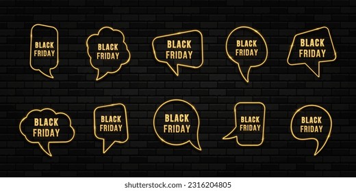 Juego de burbujas de discurso de historietas doradas para el Viernes Negro. Brillantes burbujas de habla cómica para promoción publicitaria, texto de venta, título, decoración de títulos, insignia, emblema, marco.