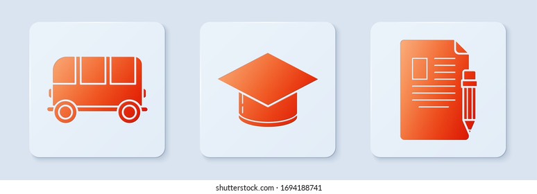 Ponga el tapón de graduación, la hoja de autobús escolar y de examen y el lápiz con borrador. Botón cuadrado blanco. Vector