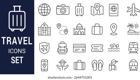 Um conjunto de ícones de viagem de linha cinza em um fundo branco inclui uma mala, globo, mapa, avião, passaporte, pinos de localização, hotel, mochila, cartão de crédito, bilhete, natação, trem, câmera,