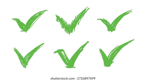 Conjunto de grunge verde Marcas de verificación, tick, sí, voto pincel hecho de símbolos o iconos. De acuerdo con la aprobación del emblema. Trazos audaces dibujados a mano.