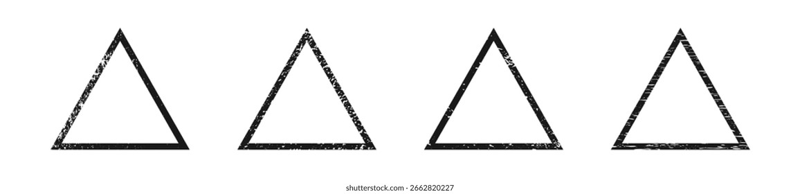 Conjunto de bordes grunge en forma de triángulo. Colección de cuatro marcos texturizados oscuros con espacio vacío sobre fondo blanco. Ilustración vectorial