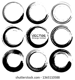 Set of grunge circles, Grunge round shapes, Vector illustration.