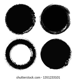 Set of grunge circles.Grunge round shapes. 