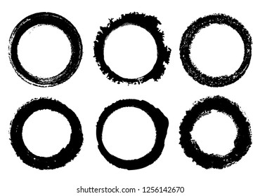 Set of grunge circles.Vector grunge round shapes.