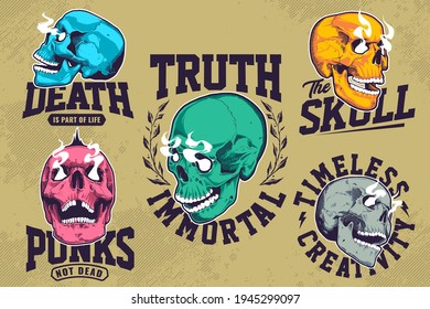Conjunto de emblemas de color gris con cráneos de arte pop con ojos humeantes. Plantillas de diseño de impresión de camisetas. Gráfico EPS10 vectorial.