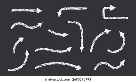 Conjunto de flechas con textura grunge en varias direcciones sobre fondo oscuro