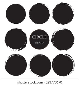 Set of hand drawn circles, vector design elements