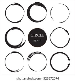 Set of hand drawn circles, vector design elements