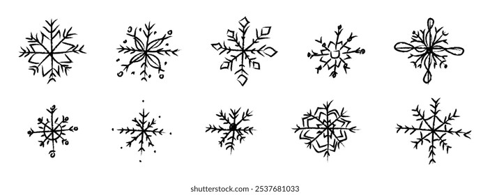 Conjunto de iconos de copos de nieve dibujados a mano. Nuevo año e invierno simple símbolo, copo de nieve lindo para impresión, Web, diseño, decoración, logotipo o App móvil. Ilustraciones vectoriales ingenuas