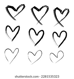 Conjunto de corazones dibujados a mano.Corazones de marcadores aproximados dibujados a mano aislados en fondo blanco.Ilustración vectorial para su diseño gráfico