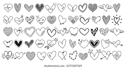 Conjunto de corazones dibujados a mano