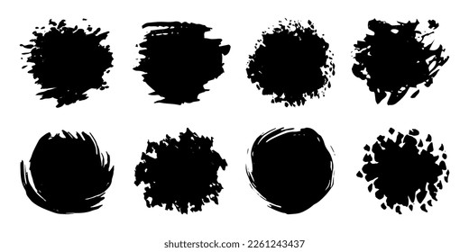 Conjunto de salpicaduras de tinta dibujadas a mano, elementos de diseño redondo sobre fondo blanco. Resumen de puntos a mano alzada. Formas vectoriales aisladas para el sello en blanco, el sello, el marco, el fondo grunge.
