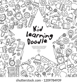 Set of hand drawn kid learning doodles shaped in star : Vector Illustration