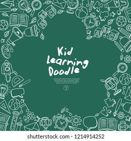 Set of hand drawn kid learning doodles shaped in flower : Vector Illustration