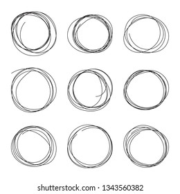 Set hand drawn ovals, felt-tip pen circles. Rough vector frame elements.
