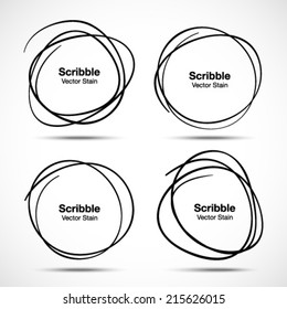 Conjunto de círculos de rabisco desenhados à mão, elementos de design vetorial 