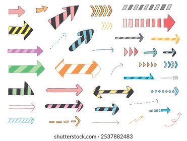 Conjunto de flechas a rayas dibujadas a mano