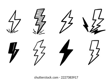 set of hand drawn vector doodle electric lightning bolt symbol sketch illustrations. thunder, vector ilustration