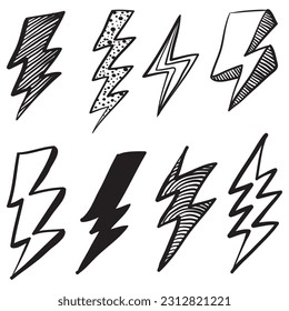 conjunto de ilustraciones de boceto del símbolo del rayo eléctrico del doodle dibujado a mano. símbolo de trueno icono de doodle .