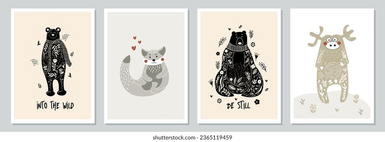 Conjunto de afiches de vector dibujados a mano con animales y plantas forestales. Cuta ilustración escandinava con animales salvajes en la madera. Colección de fondo de bosque con ciervo, oso, mapache.