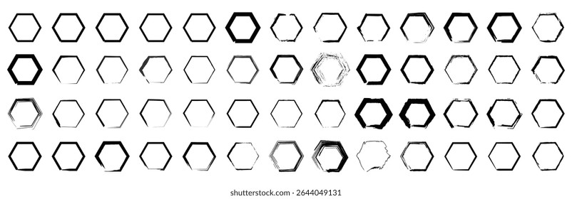 Um conjunto de formas hexágono desenhadas à mão com texturas grunge sólidas e contornadas em preto, ideais para fundos, ícones de interface do usuário, padrões de design e molduras.


