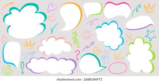 Un conjunto de burbujas de discurso dibujadas a mano, varias Formas vacías para resaltar y notas. Elementos decorativos adicionales para el diseño. Ilustración vectorial, estilo de dibujos animados, garabatos.