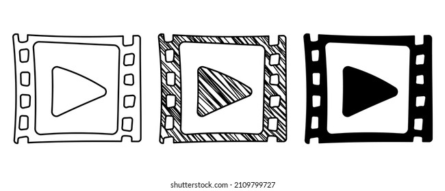 Conjunto de cintas de películas de vector dibujadas a mano con signo de reproducción en estilo de dibujos animados de doodle