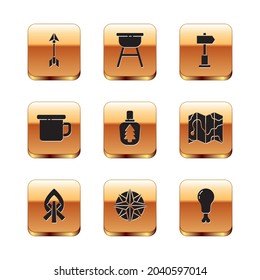 Indique la flecha de Hipster, Fogata, rosa de viento, botella de agua de Canteen, tazón de metal de camping, señalización de tráfico, pierna de pollo e icono de parrilla de barbacoa. Vector