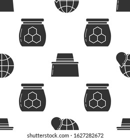 Set Honeycomb map of the world, Beekeeper with protect hat and Jar of honey on seamless pattern. Vector