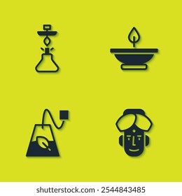 Conjunto de cachimba, hombre indio, bolsa de té y el icono de la lámpara de aroma. Vector