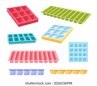 Conjunto de Icons Ice Cubos de diferentes colores y formas aislados en fondo blanco. Equipo de plástico para agua helada, suministros de cocina, formas vacías para hielo. Ilustración del vector de dibujos animados