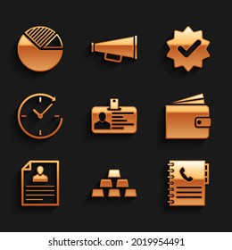 Establecer la insignia de identificación, barras de oro, libreta de teléfonos, cartera, reanudación y reloj con icono de flecha. Vector