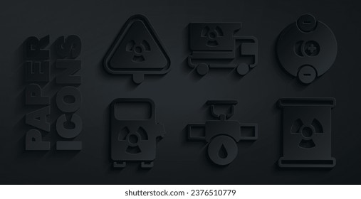 Fijar tubería y válvula de la industria, Atom, Estación de carga de automóviles eléctricos, Barril de desechos radiactivos, Camión con materiales radiactivos e icono Triángulo. Vector