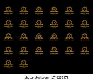 Juego de cartas iniciales con el logotipo de un adorno de lujo