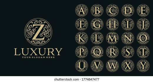 Conjunto de letra inicial del logotipo de adorno de adorno de lujo en monograma. conjunto decorativo de coronas. plantilla de logotipo inicial de alta plata.