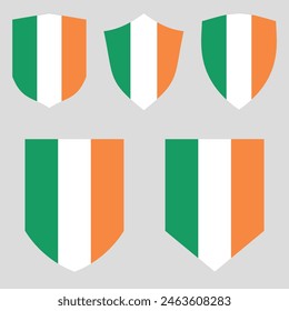 Conjunto de bandera de Irlanda en marco de forma de escudo