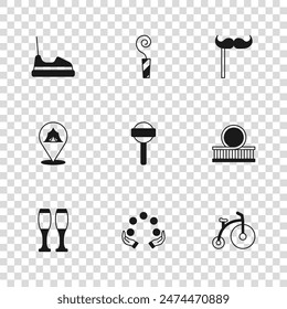 Set Malabarismo, montaña rusa, bicicleta Antiguas, piruleta, bigote de papel en palo, coche parachoques, cuerno de fiesta de cumpleaños e icono de tienda de circo. Vector