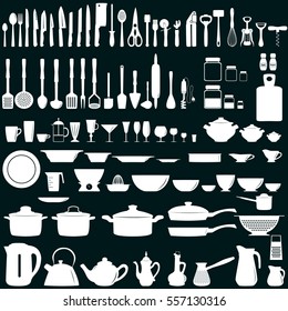 Set of kitchen untesils