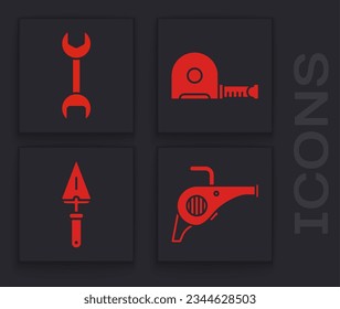 Ponga el soplador de jardín de hojas, el spanner de llave inglesa, la construcción de la ruleta y el icono de Trowel. Vector