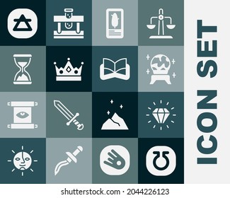 Fijar la vida, el diamante, la bola mágica, las tarjetas Tarot, la corona del Rey, el vidrio antiguo con arena, el elemento Aire y el icono del libro mágico antiguo. Vector