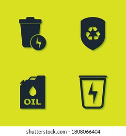 Set Lightning con lata de basura, , Aceite de la máquina del cartucho y Reciclar icono del escudo interior. Vector.
