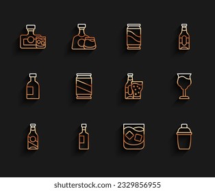 Fijar línea Botella de cerveza, vino, whisky y vidrio, Vidrio de whisky, agitador de cócteles, lata e icono. Vector